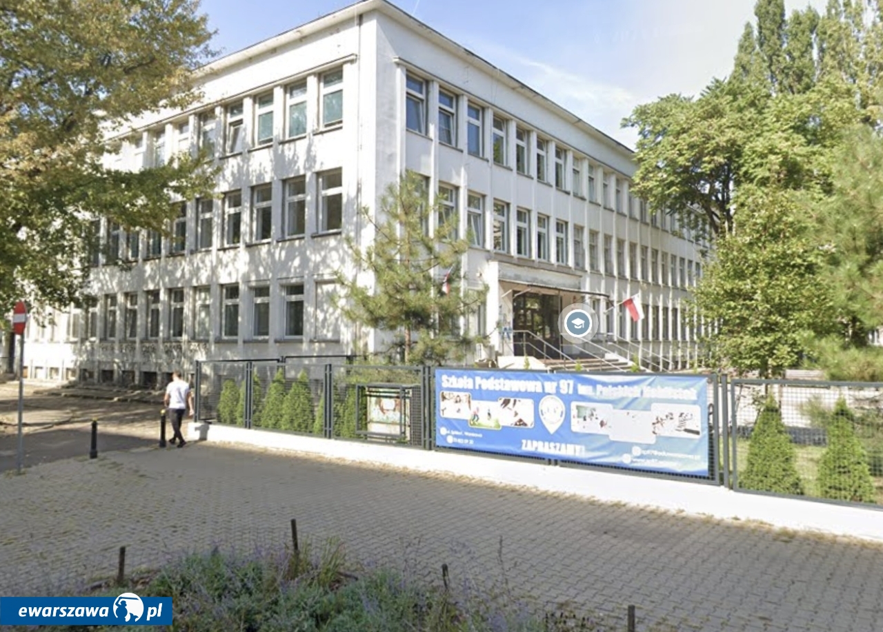 Szkoła Podstawowa nr 97 w Warszawie | fot. Google Street View