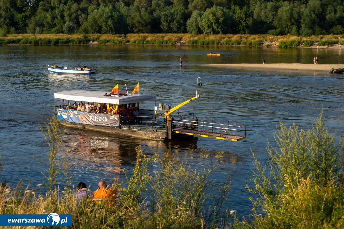 warszawski prom przez Wisłę | fot. wtp.waw.pl/