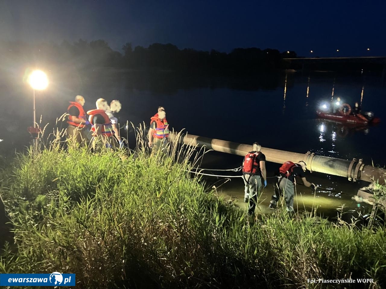 akcja poszukiwawcza 70-latki | fot. Piaseczyńskie WOPR - Grupa Interwencyjna Góra Kalwaria