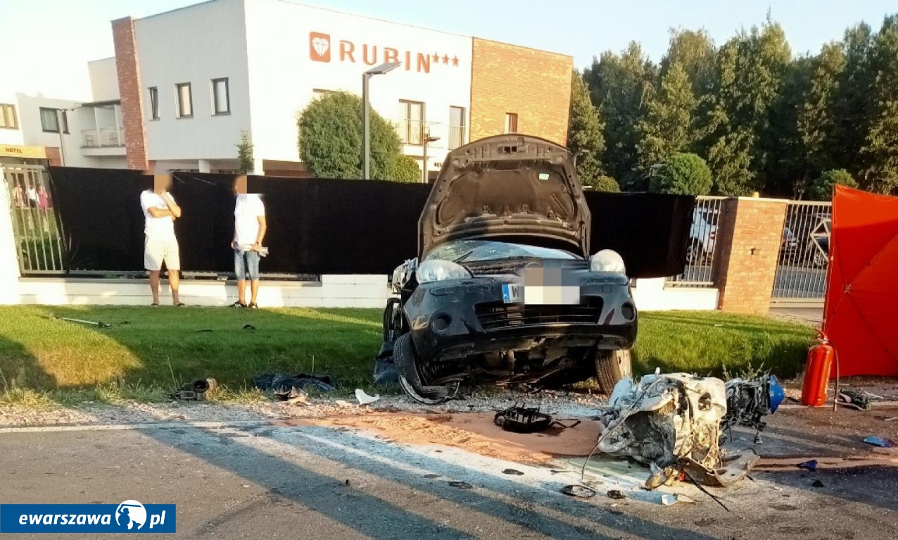 samochó zderzył się z motocyklem | fot. OSP Stare Żdżary