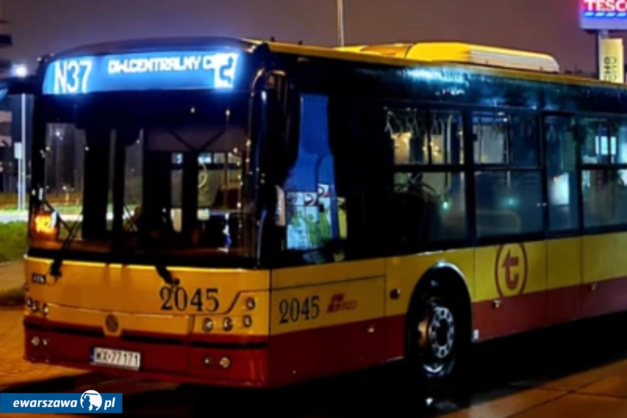 autobus N37 w Warszawie | fot. youtube.com/@TransportOEPNV