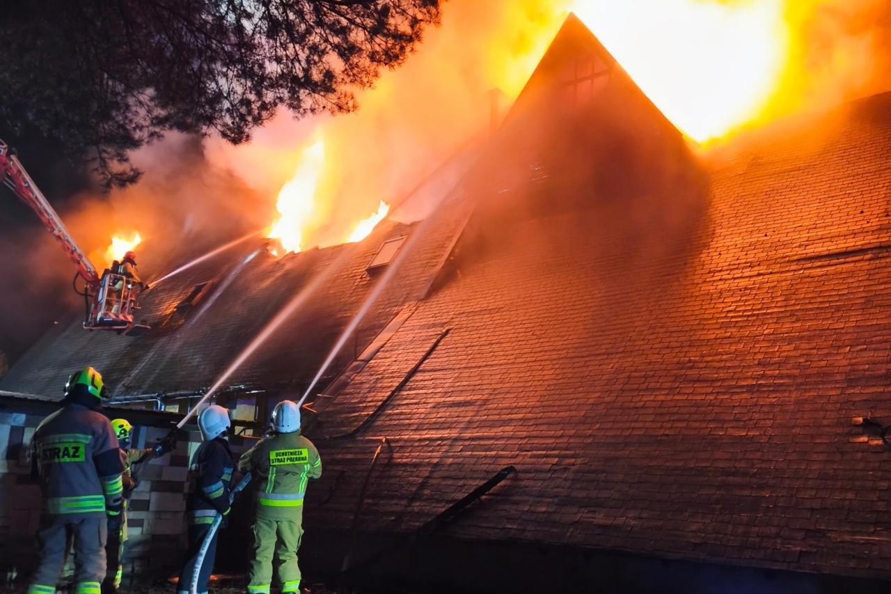 pożar w miejscowości Mniszew | fot. OSP Wilczkowice Dolne