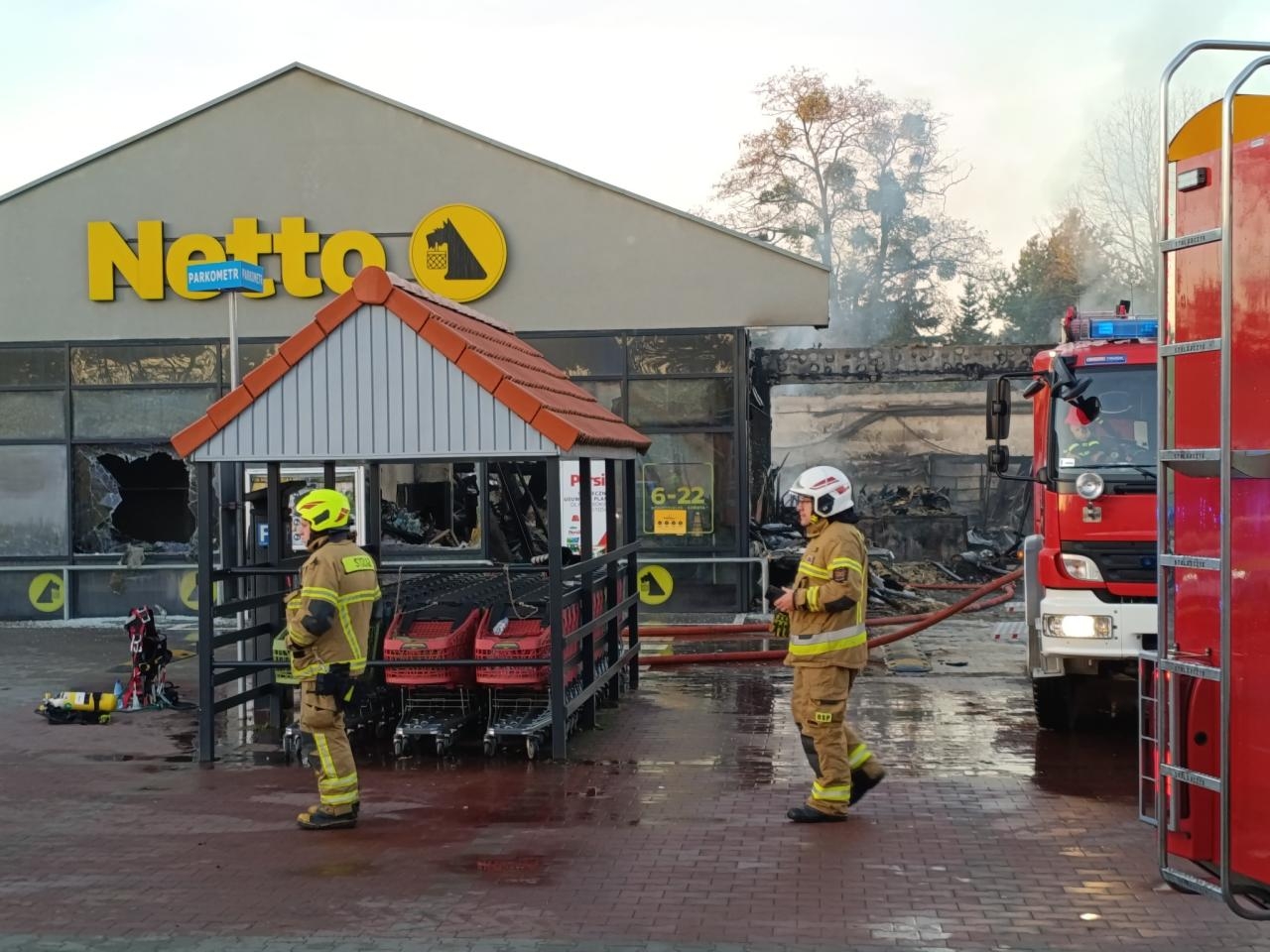 Netto po pożarze w Grodzisku Mazowieckim | fot. facebook.com/KSRGZelechow