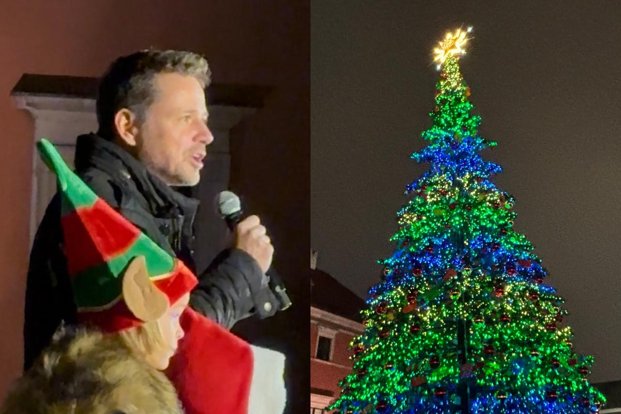 Rozświetlenie choinki na Starym Mieście w Warszawie w 2025 roku | fot. Bartosz Pańczyk