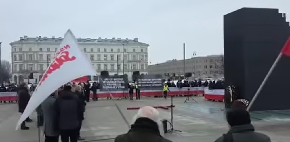 miesięcznica Smoleńska 10.02.2026 | fot. youtube.com/@adambysiek