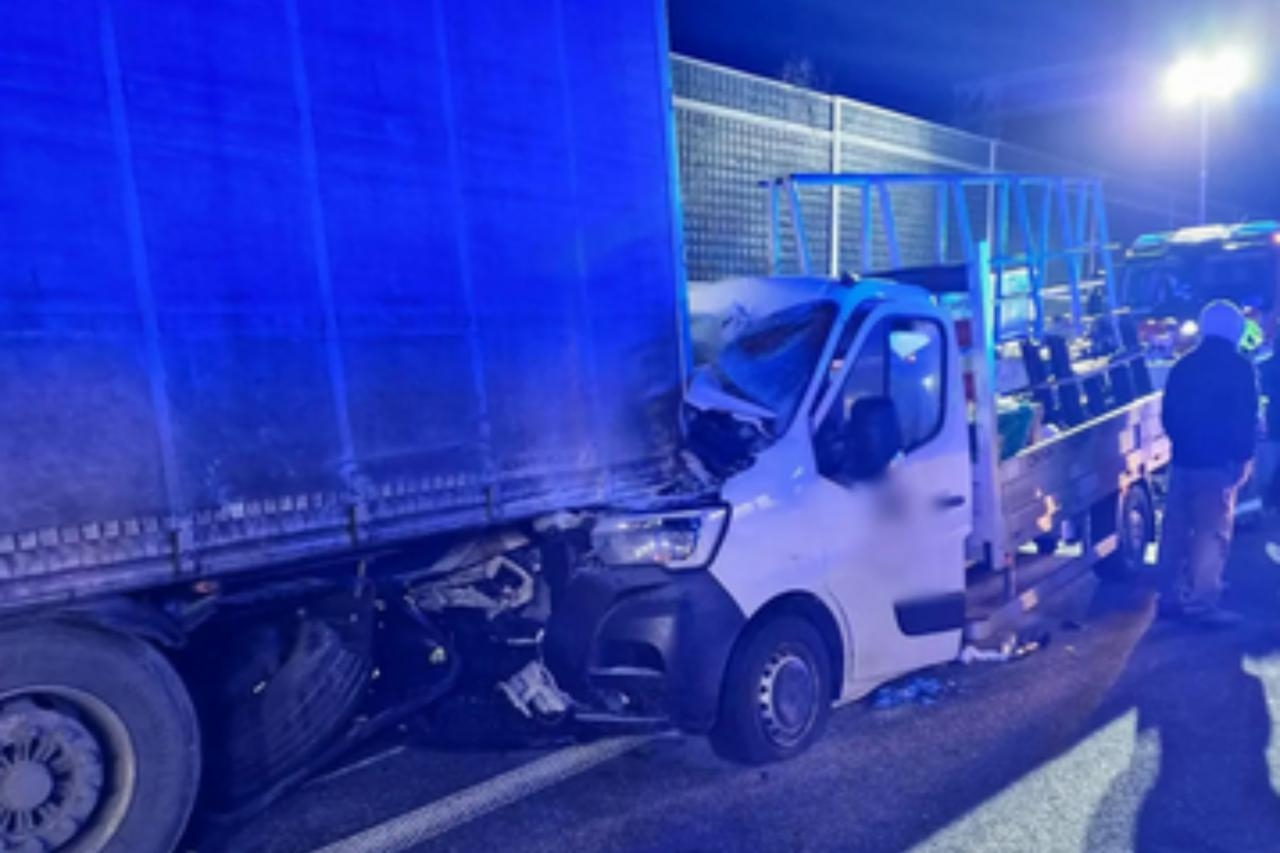 wypadek na A2 | fot. OSP Wiskitki