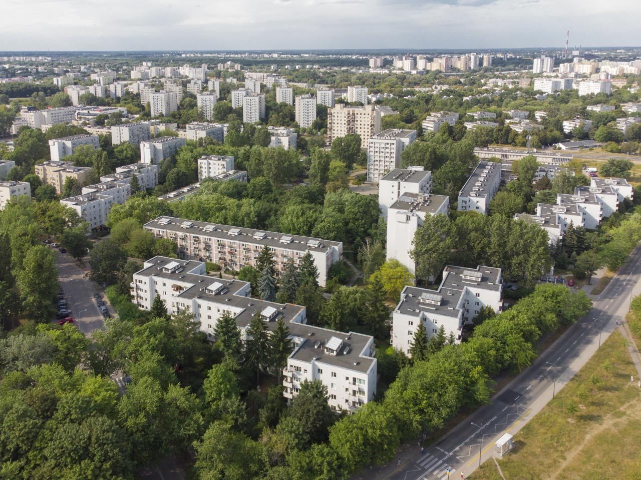 osiedle Zatrasie | fot. Autorstwa Emptywords - Praca własna, CC BY-SA 4.0, https://commons.wikimedia.org/w/index.php?curid=134762119