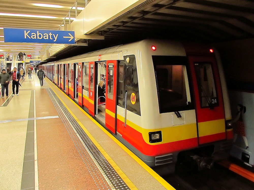 zdj. ilustracyjne | fot. Autorstwa Janusz Jakubowski from Warsaw, Poland - Alstom Metropolis, #24, Metro Warszawskie, CC BY 2.0, https://commons.wikimedia.org/w/index.php?curid=77977530