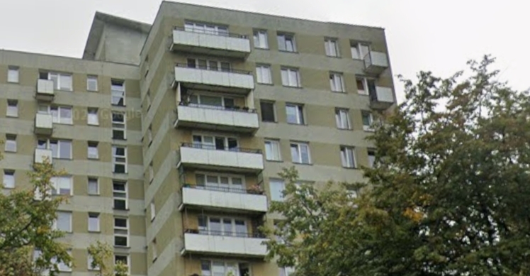 blok, z którego wypadło dziecko | fot. google stret view