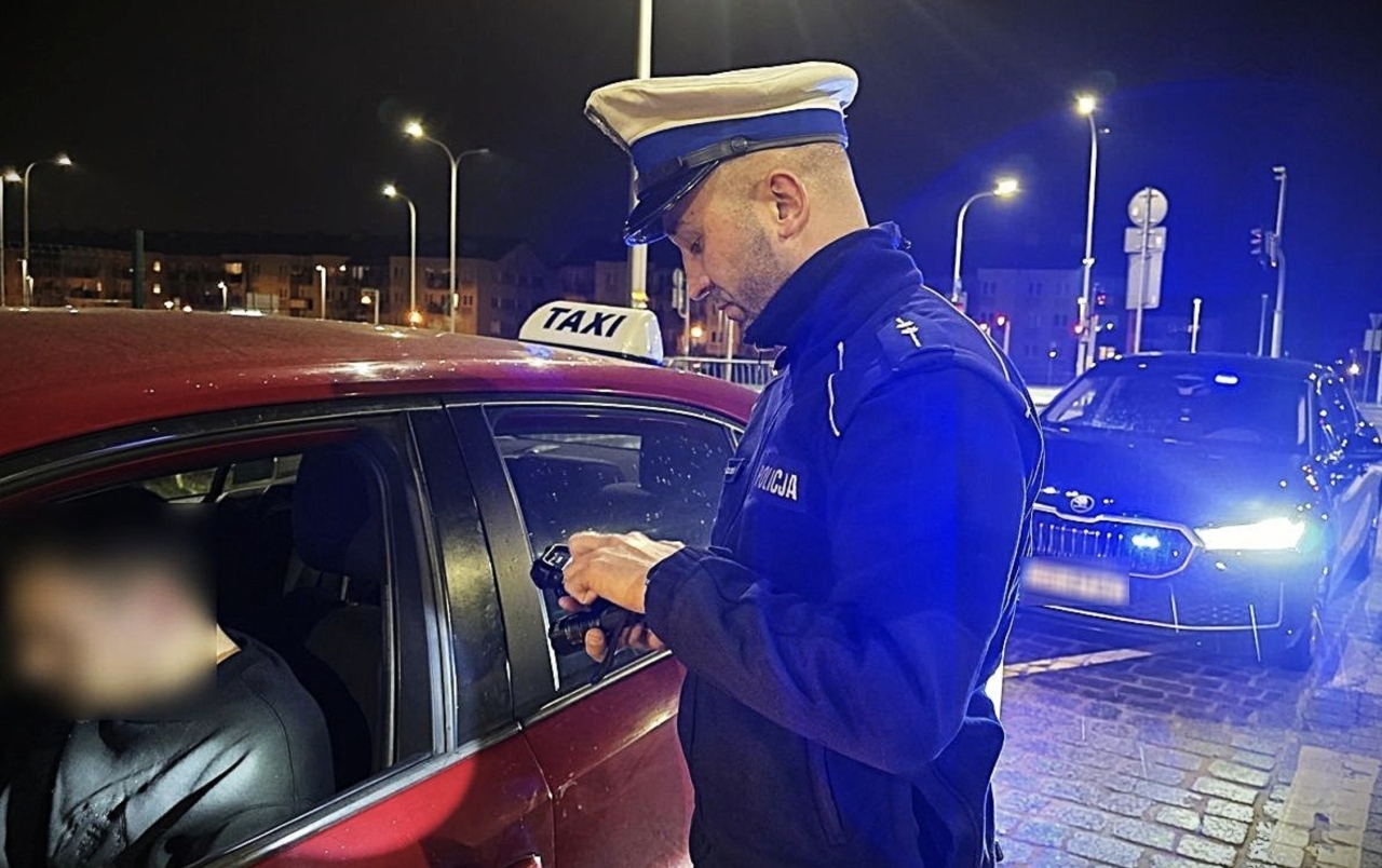 kontrola przewozów 'na aplikacjęl | fot. policja