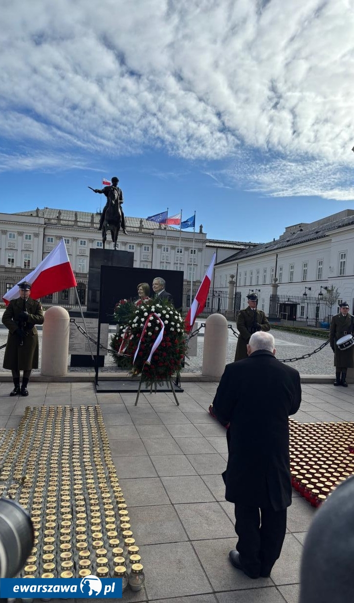 obchody 15. rocznicy katastrofy smoleńskiej | fot. Bartosz Pańczyk
