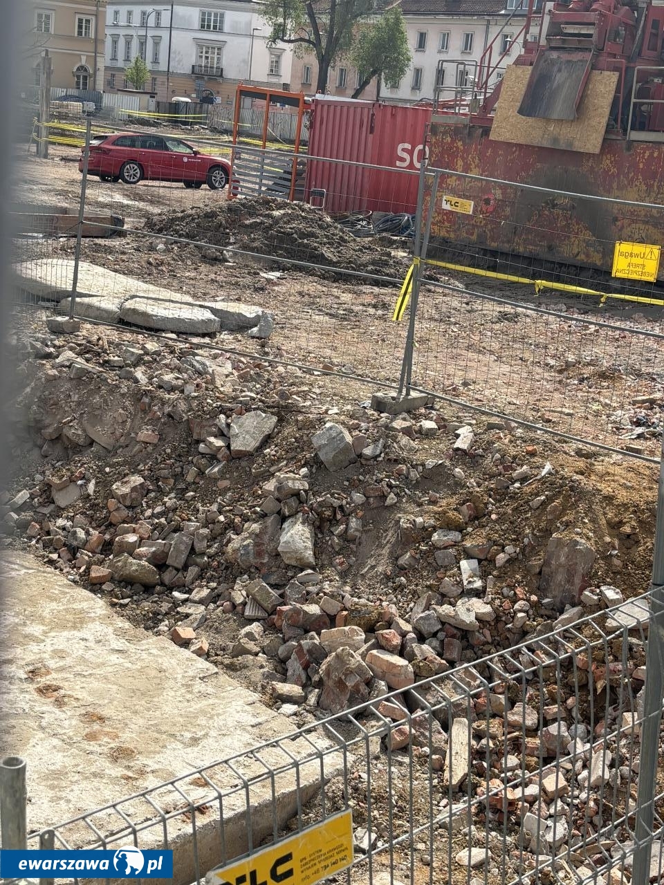 szyb metra na Mariensztacie | fot. Bartosz Pańczyk