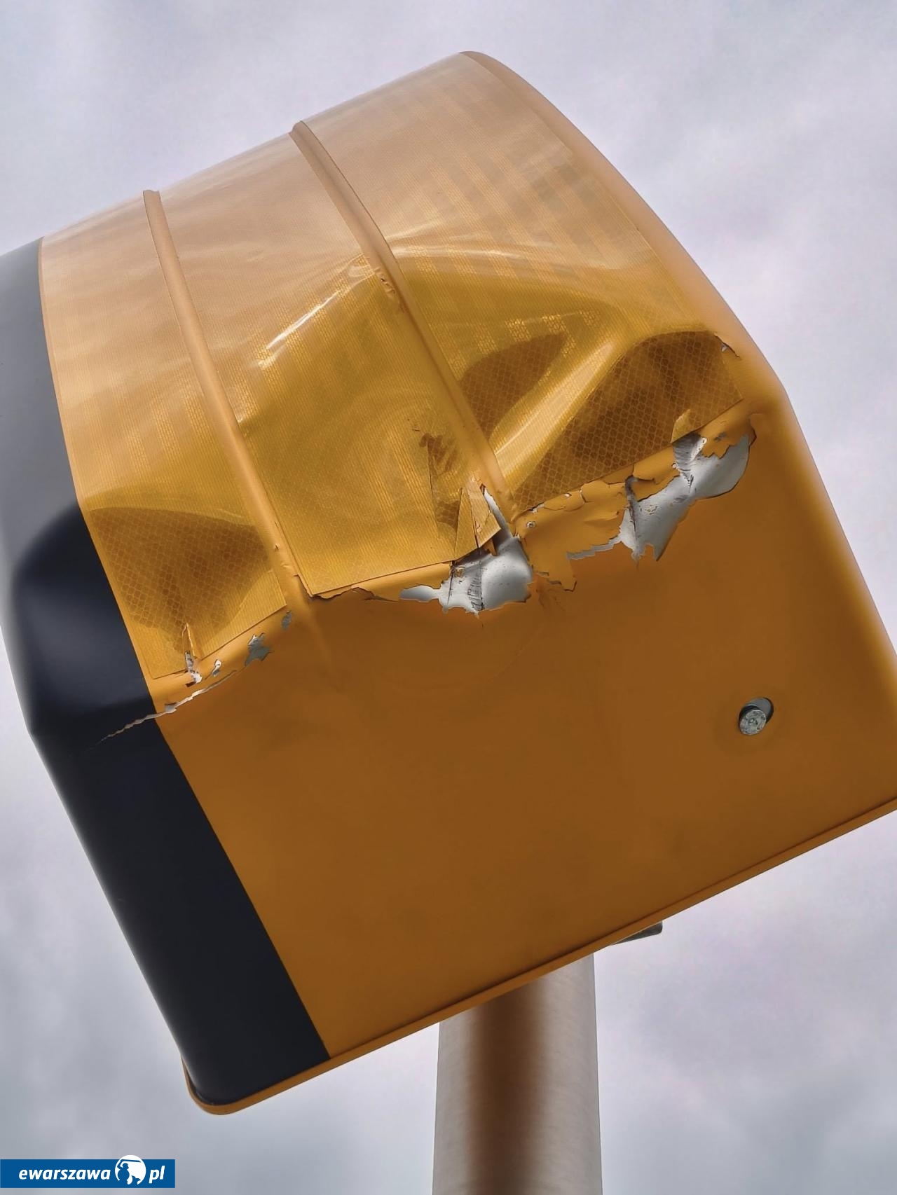 zepsuty fotoradar | fot. .facebook.com/zielonyursus