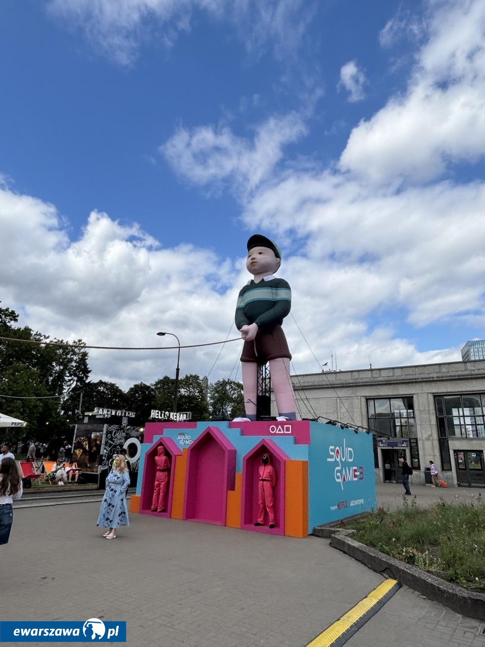 "Squid Game" w Śródmieściu w Warszawie | fot. Bartosz Pańczyk