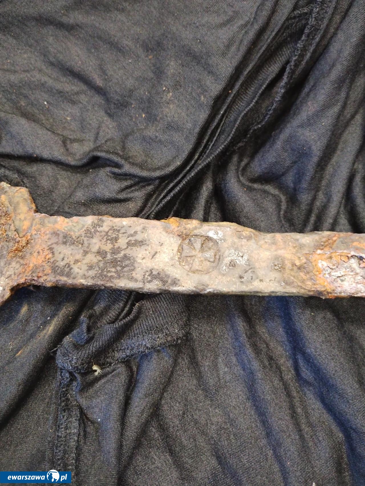 miecz z Wisły | fot. facebook.com/stolecznykonserwatorzabytkow