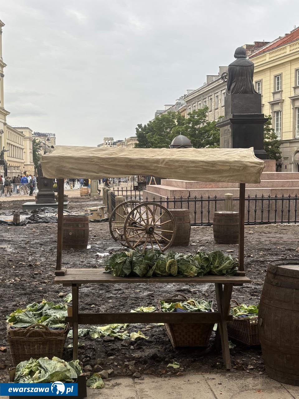 plan serialu "Lalka" na Krakowskim Przedmieściu w Warszawie | fot. Bartosz Pańczyk