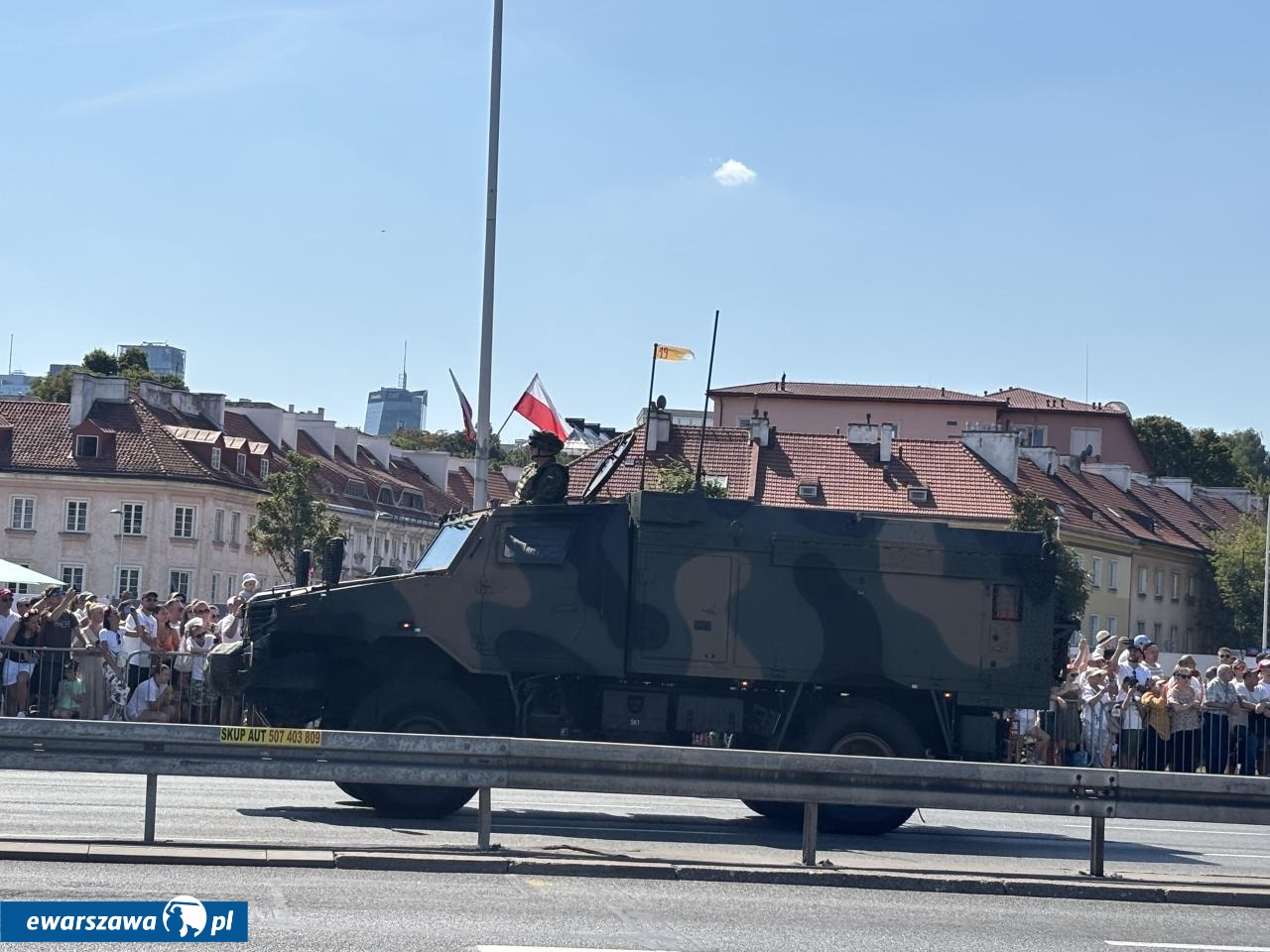 defilada w Warszawie z okazji Święta Wojska Polskiego | fot. Bartosz Pańczyk