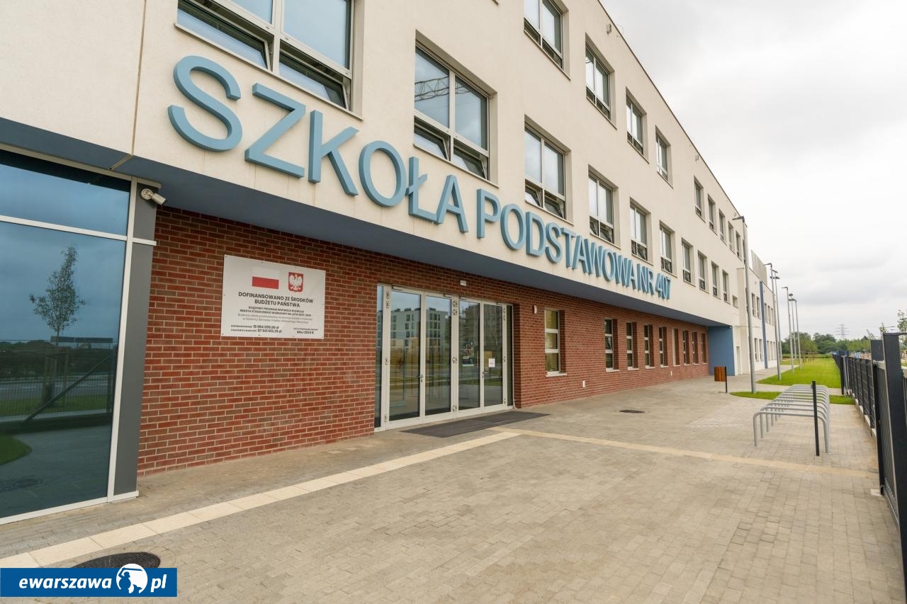 Szkoła podstawowa nr 407 w Warszawie | fot. facebook.com/bemowowarszawa