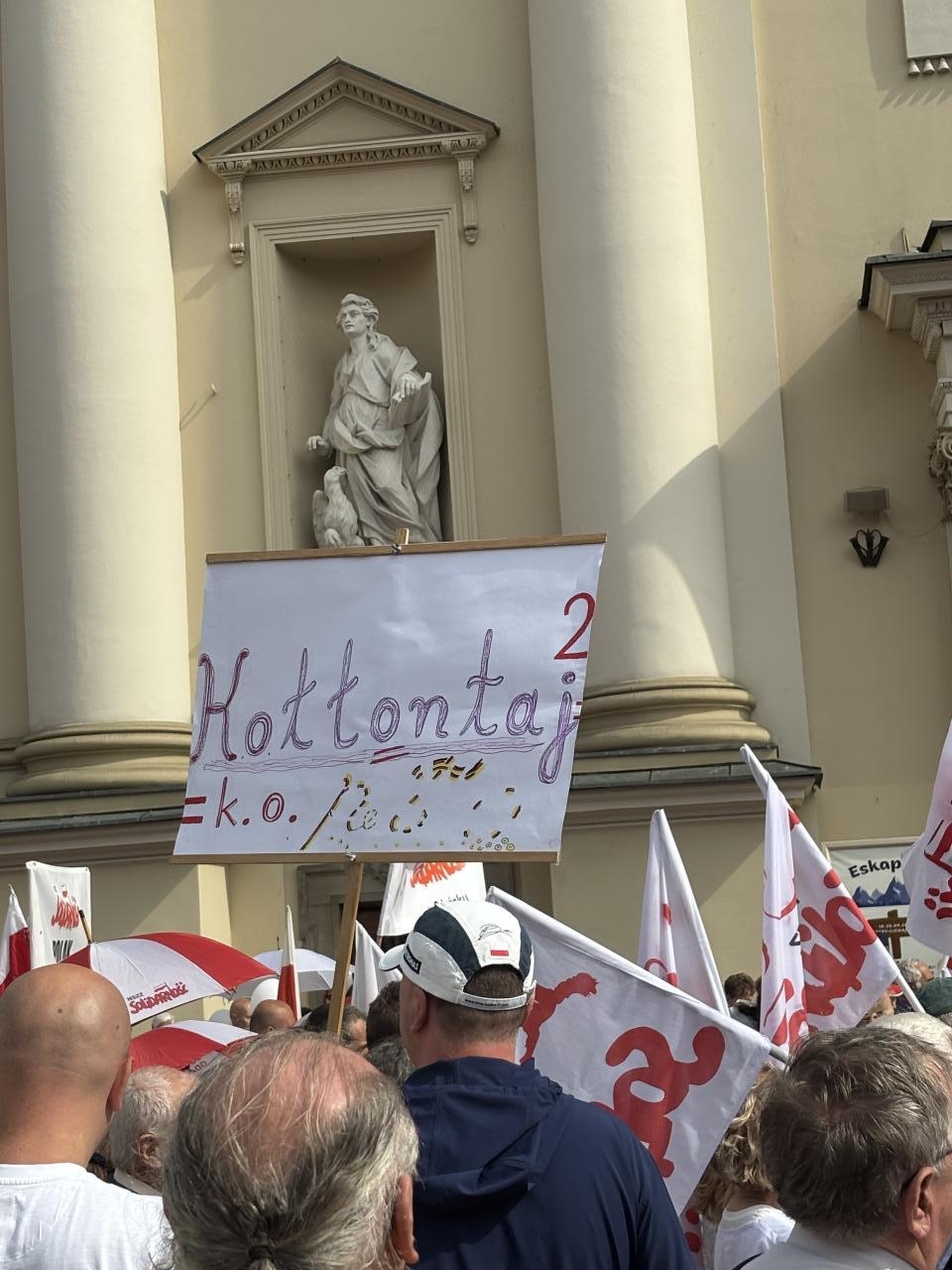 Jan Pietrzak na Placu Zamkowym w Warszawie | fot. Bartosz Pańczyk