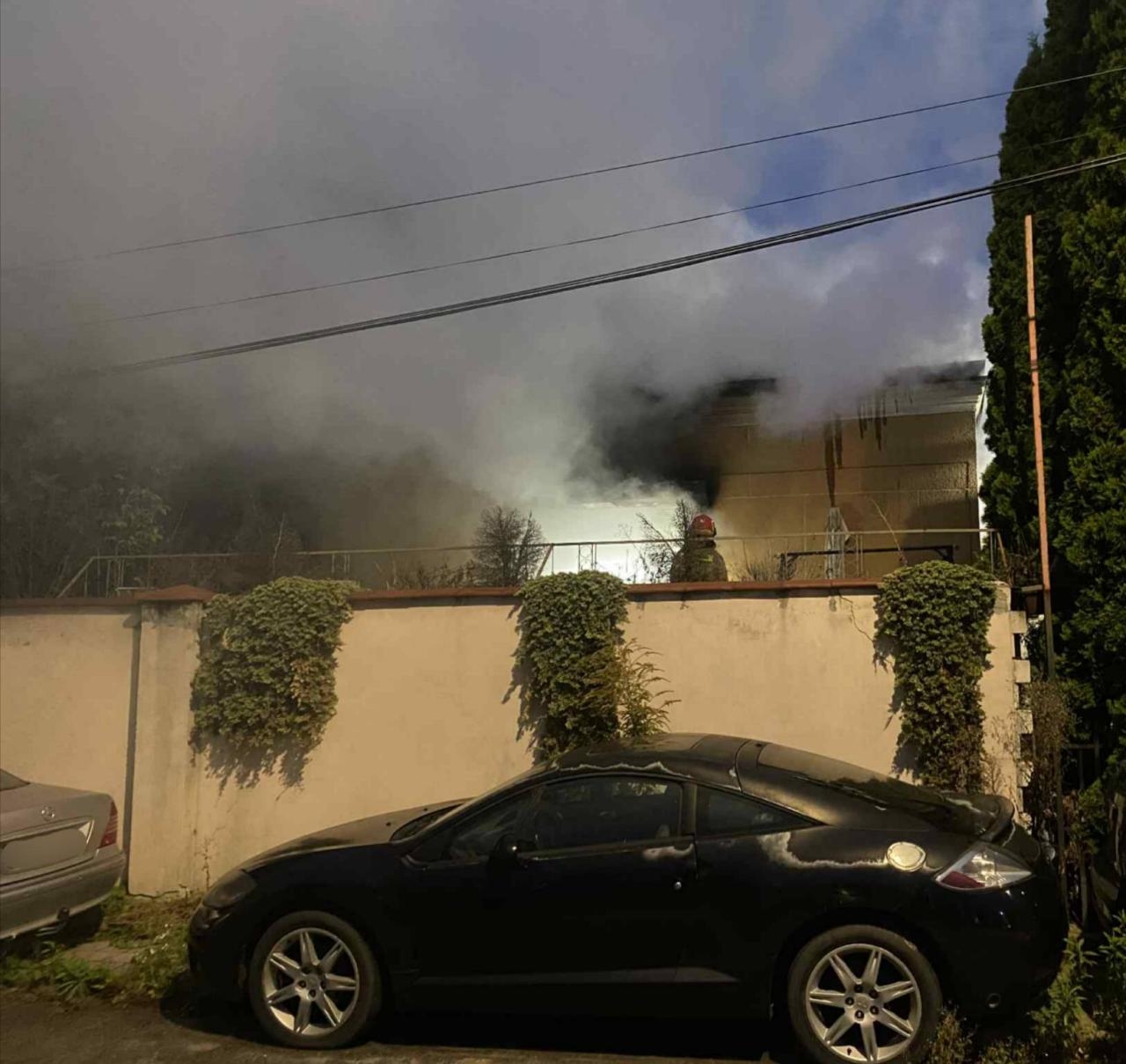 pożar domu w Wołominie | fot. facebook.com/KomendaPowiatowaPSPWolomin