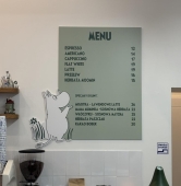 Menu w Moomin Cafe na Powiślu w Warszawie | fot. Bartosz Pańczyk
